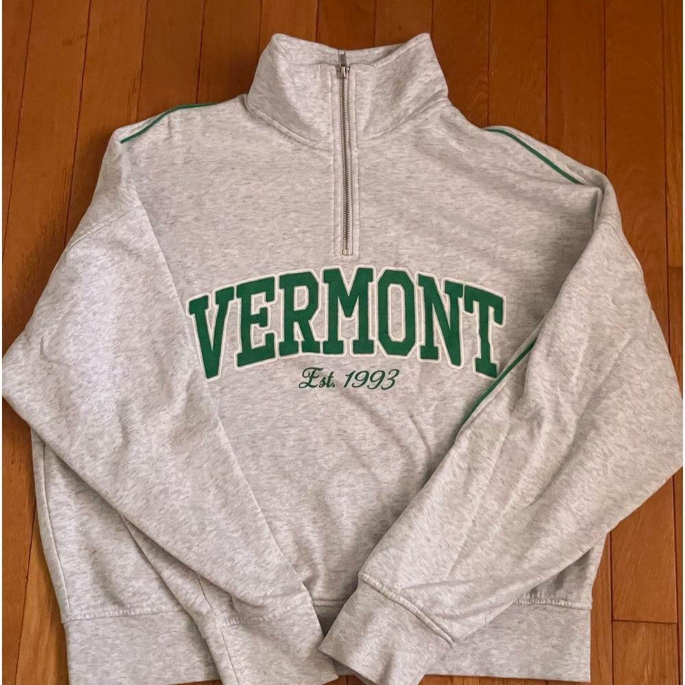 Gray and green sweater from H&M. size XS